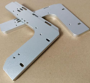 Pièces en aluminium anodisées de fraisage CNC de précision personnalisées